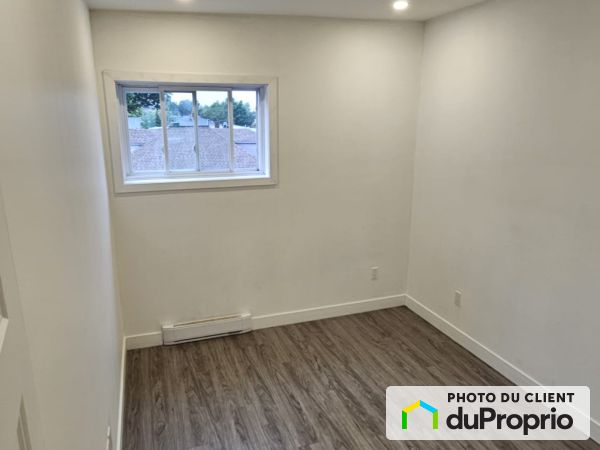 3-86 St-Charles Granby, Granby for rent