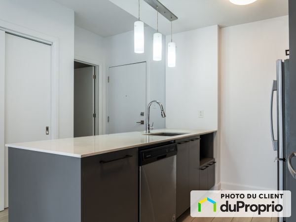 2980 Boulevard St-Martin O, Chomedey for rent