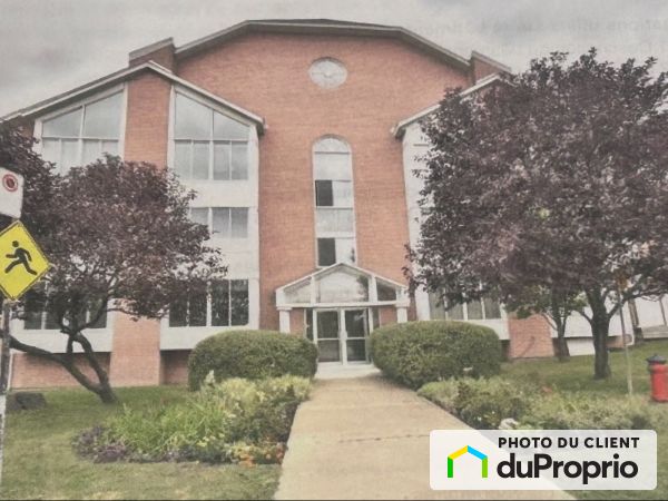 204-666 Bord-de-l'eau Ouest, Longueuil (Vieux-Longueuil) for rent