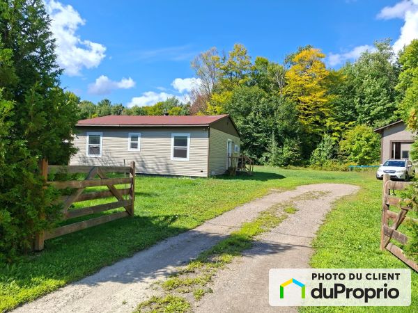 2132 chemin Beaudoin, Quyon for rent
