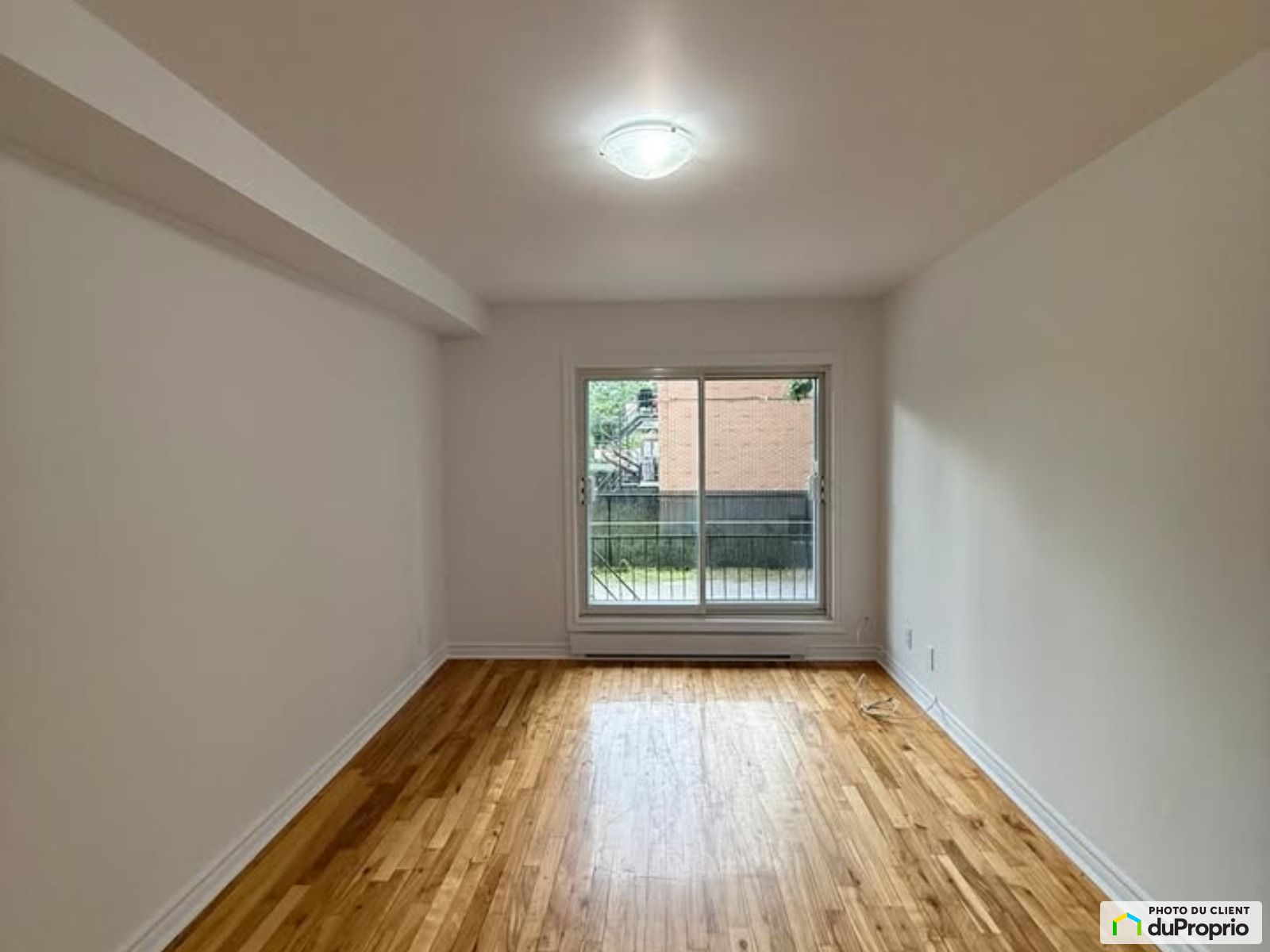 101-3215, bd Cartier O — photo 2
