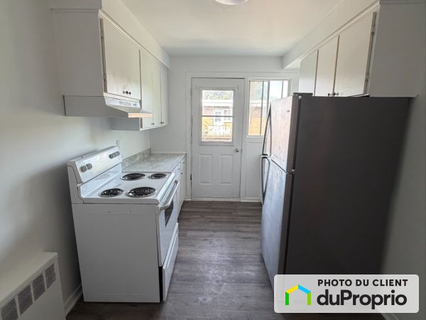 496, Delmar, Pointe-Claire à louer