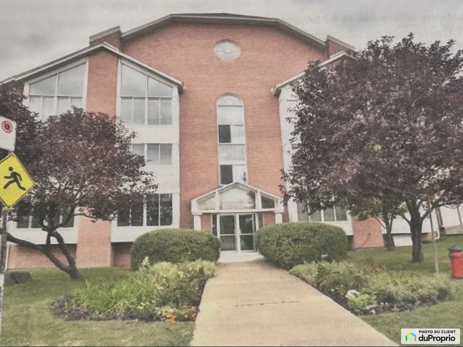 204-666, rue du Bord-de-l'eau Ouest — photo 1