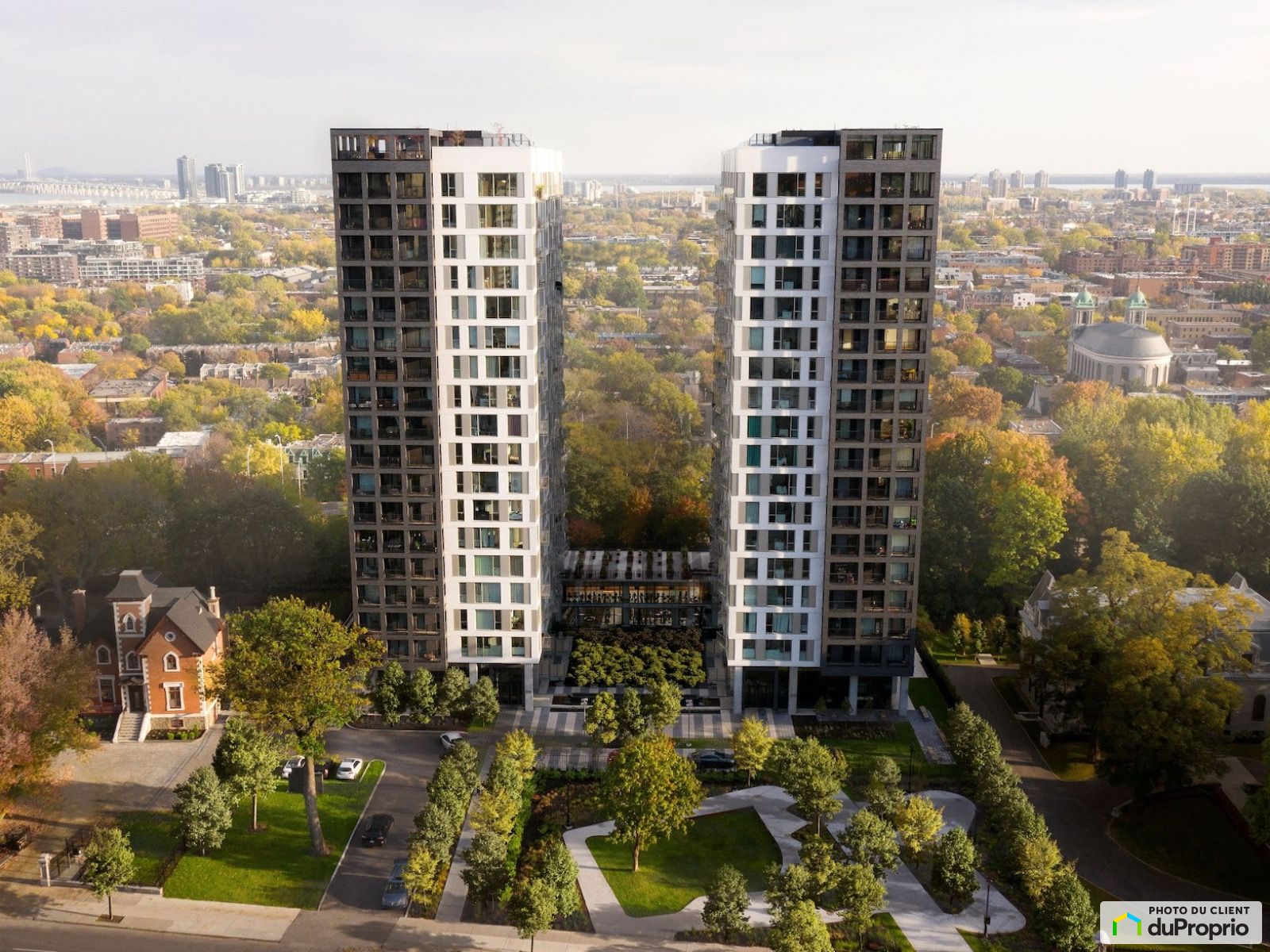 611-2000, Boulevard rené-lévesque O — photo 1