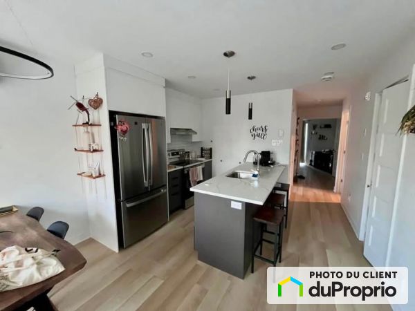 6-2291, rue Gamache, Longueuil (St-Hubert) à louer