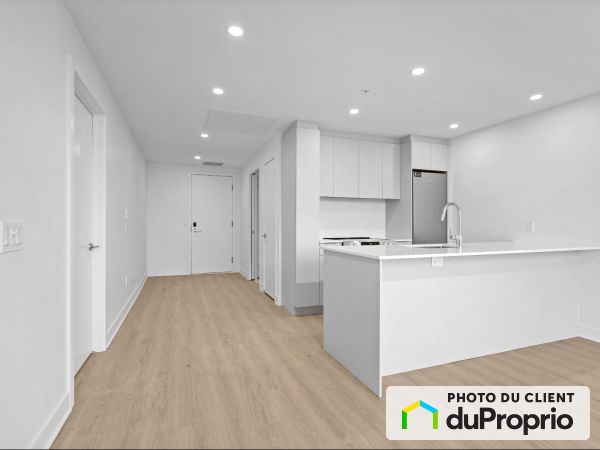 517-5070 rue Pare, Mont-Royal for rent