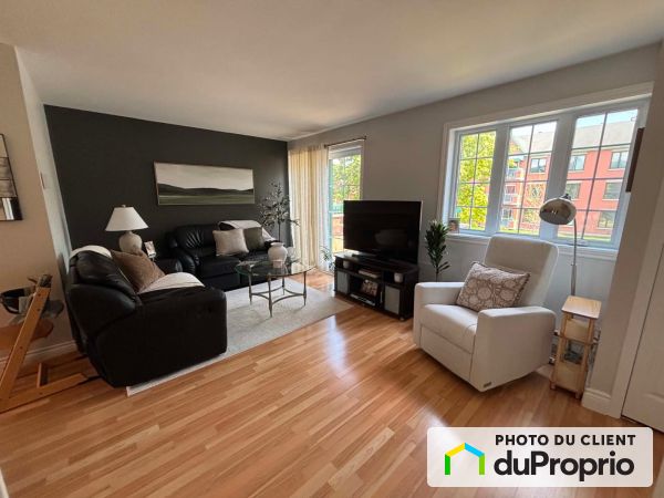 6335 Le Mesnil, Lebourgneuf for rent