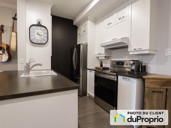 200, Avenue 306, La Prairie à louer