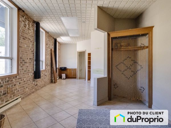 111, 58e rue Est, Charlesbourg à louer
