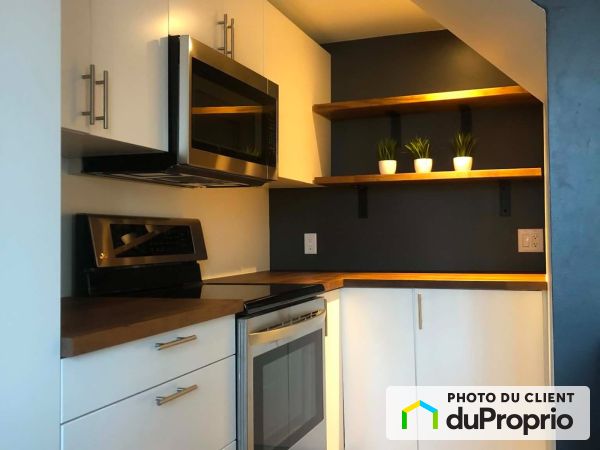 Cuisine du logement - 2-128, rue de Stanstead, Bromont à louer