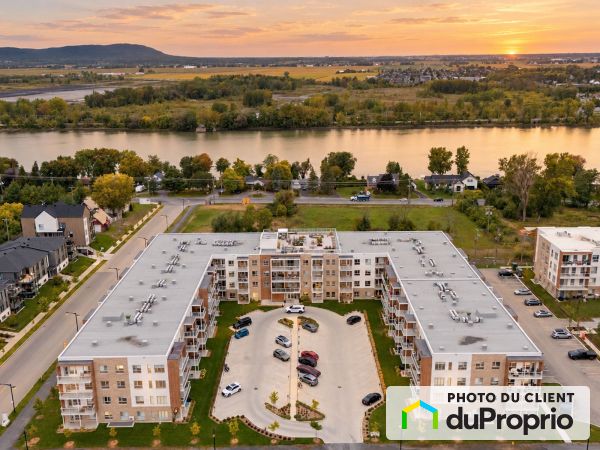 238-1338, chemin des Patriotes, Otterburn Park for rent