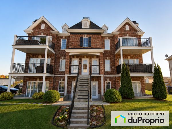 2190, rue de la Salamandre, Ste-Marthe-Sur-Le-Lac à louer