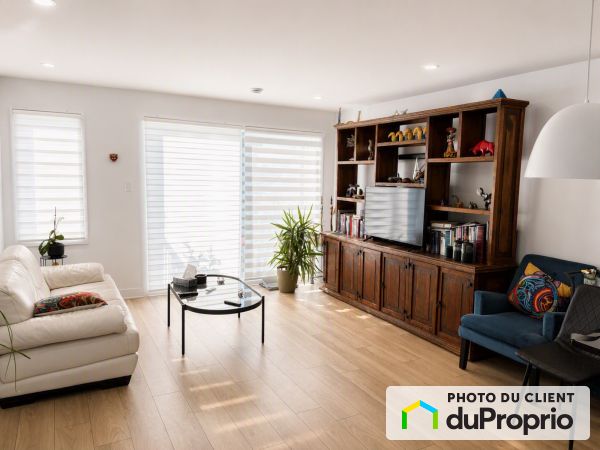 759 Magnone, Granby for rent