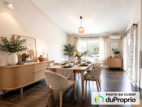 D-59 Avenue du Parc, Laval-des-Rapides for rent