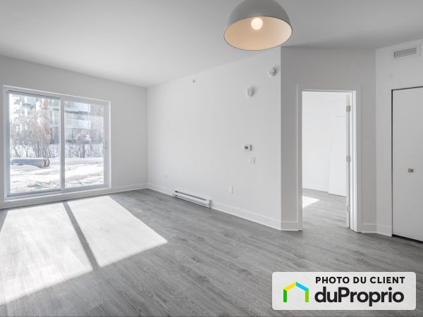 242 Hymus, Pointe-Claire for rent