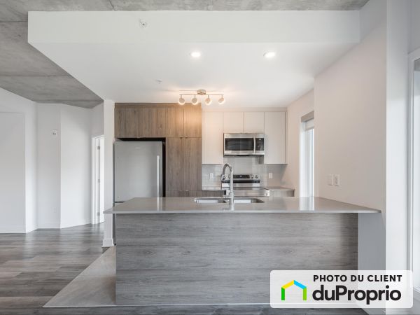 250 Hymus, Pointe-Claire for rent
