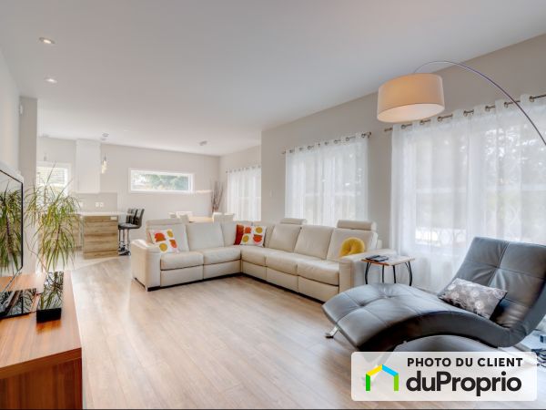 Apartment Living Room - 750 Dollard, Longueuil (Vieux-Longueuil) for rent