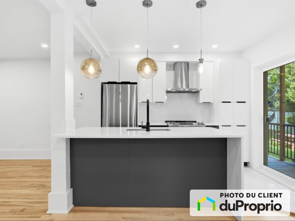 1965 des érables, Ville-Marie (Centre-Ville et Vieux-Montréal) for rent