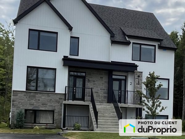 3-182 Des Hostas, Magog for rent