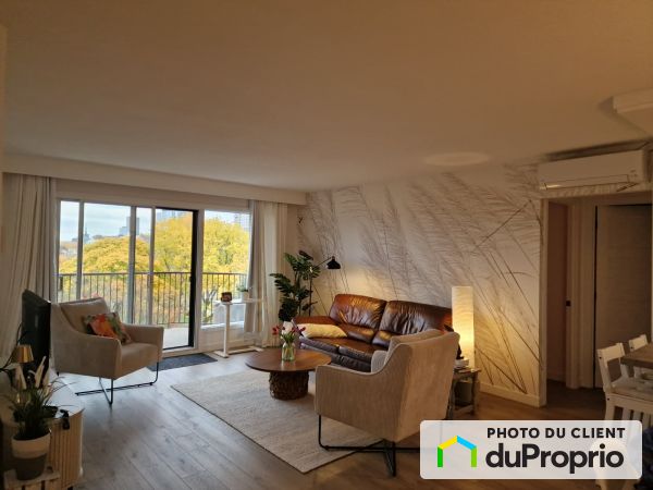 Salon du logement - 700-610, avenue, Montcalm à louer