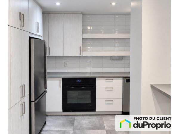 407-20 Ave du Rhône, St-Lambert for rent
