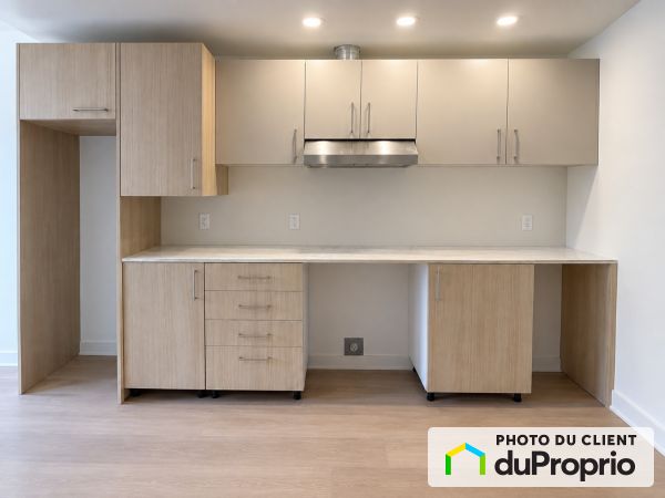 205-2020 rue Crescent, Ville-Marie (Centre-Ville et Vieux-Montréal) for rent