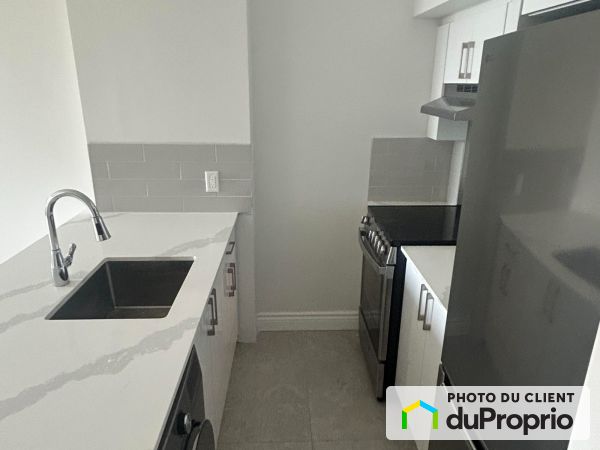 201 Metcalfe, Westmount for rent