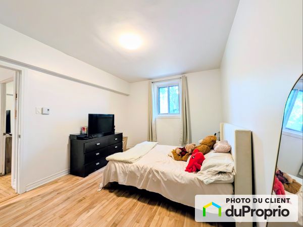 22-221 Av. Clarke, Westmount for rent
