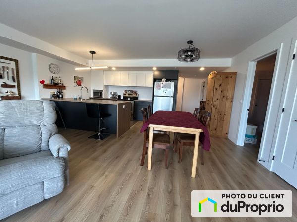 408-3530 chemin Saint-Louis, Ste-Foy for rent