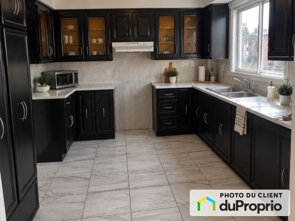 12142 chemin du Golf, Saint-Laurent for rent