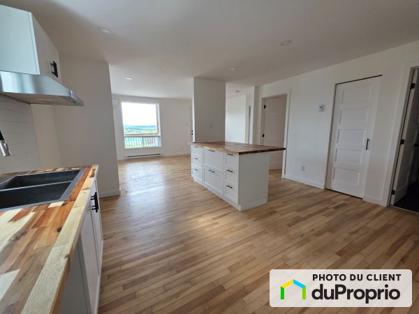 906 Short, Sherbrooke (Mont-Bellevue) for rent