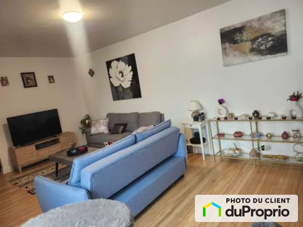 293 Avenue Ardennes, St-Lambert for rent