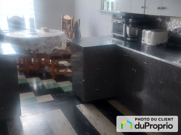 156 Rue Saint-Jean-Baptiste, Causapscal for rent