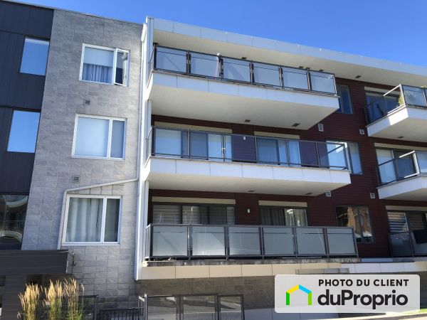 201-3882 boul. Ste-Anne, Beauport for rent
