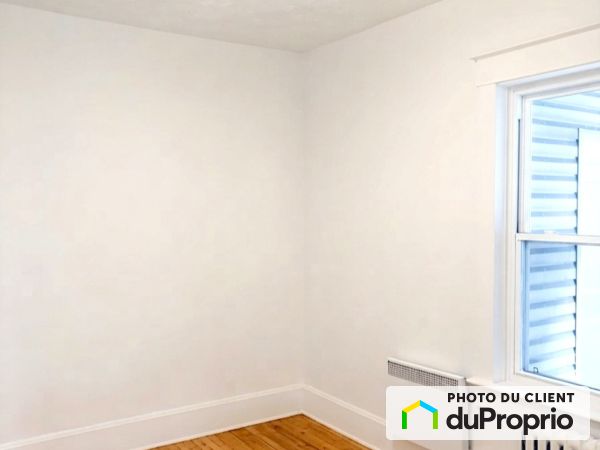 26, Kennedy Sud, Sherbrooke (Deauville) à louer