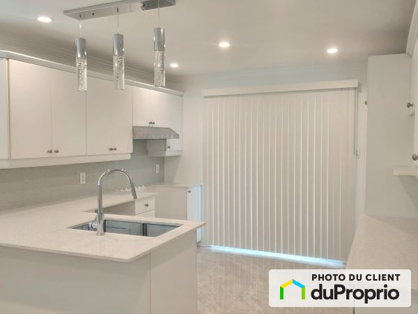 2255 rue d'avignon, Brossard for rent