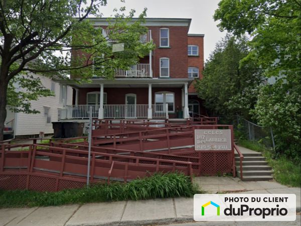 311-187, Laurier, Sherbrooke (Jacques-Cartier) à louer