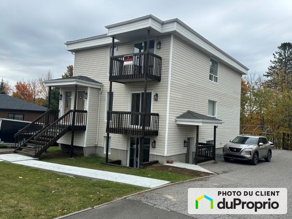 8 C avenue du Parc, Portneuf for rent