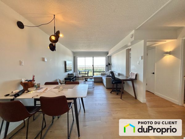 912-640 rue St-Jean, St-Jean-Baptiste for rent