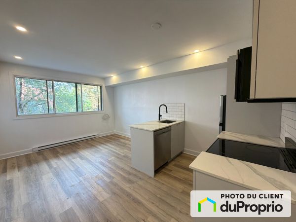 2655, Rue Hogan, Ville-Marie (Centre-Ville et Vieux-Montréal) à louer