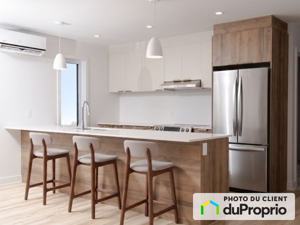 Kitchen - 2A rue Pilon, Huntingdon for rent
