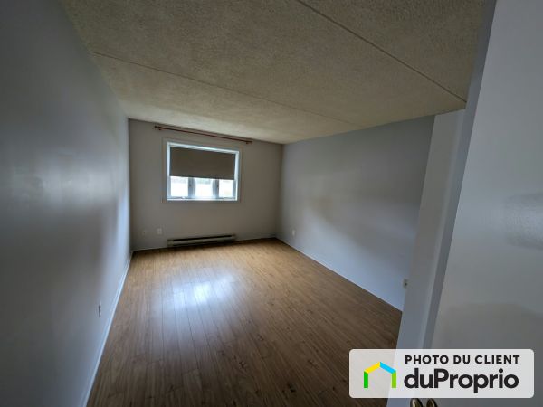 201-140 Saint-Henri, La Prairie for rent