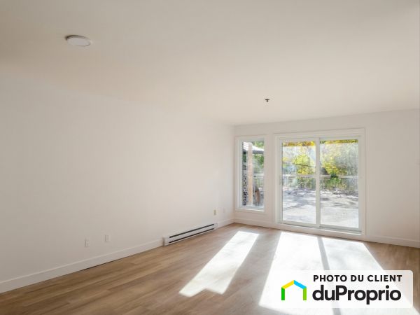 380 380 Rue Saint-Georges, St-Lambert for rent