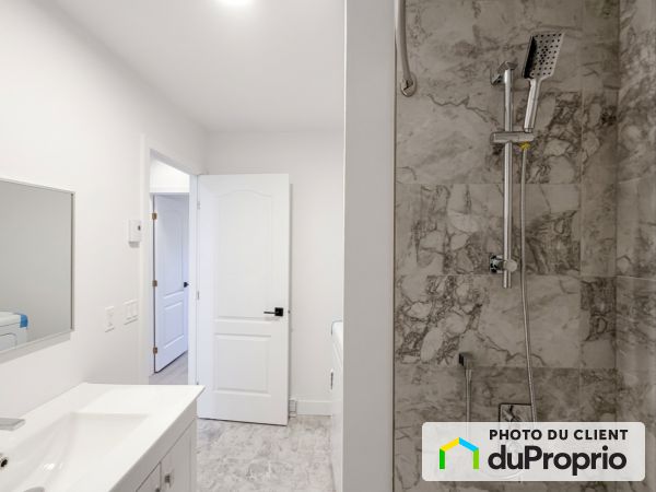 380 rue Saint-Georges, St-Lambert for rent