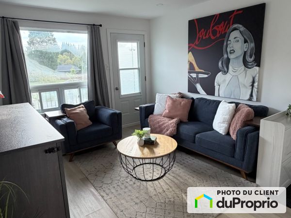 Salon - 4-1470, du Curé-Chabot, Charlesbourg (ND-Des-Laurentides) à louer