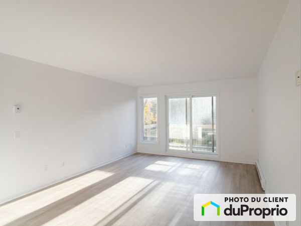 380, rue Saint-Georges, St-Lambert à louer