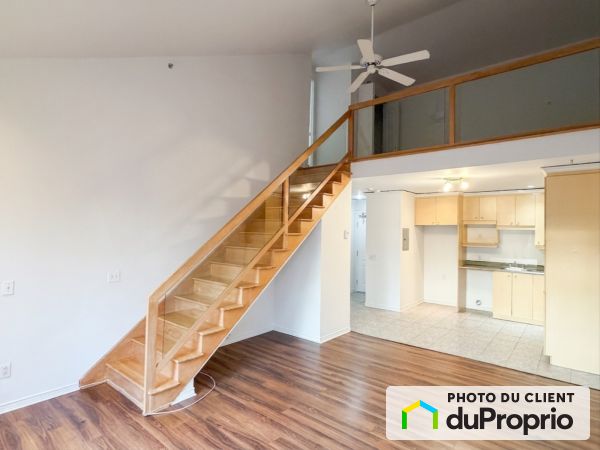 380, 380 Rue Saint-Georges, St-Lambert à louer