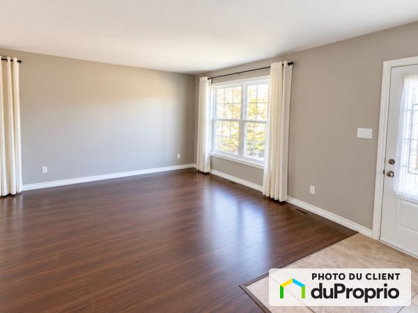 Salon du logement - 806, 2ieme rue, St-Jean-sur-Richelieu (Iberville) à louer
