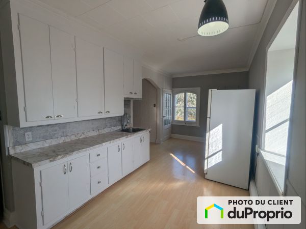 713 rue des Érables, Neuville for rent