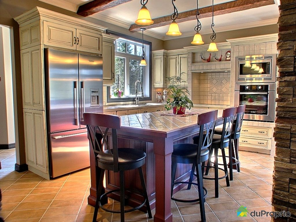 Cuisine - 595, rue du Boisé, La Pocatiere à vendre